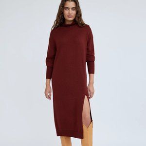 Aritzia Wilfred Cyrie Sweater Dress in Berry / Burgundy Sz Small